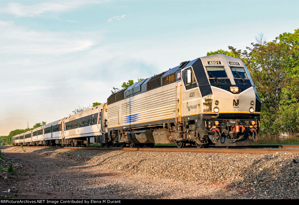 NJT 4001 on train 5445